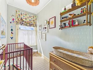 Bedroom- click for photo gallery